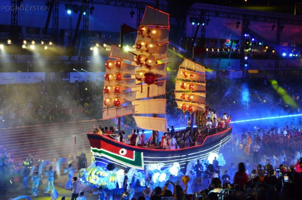 Singapur, parada Chingay 2015, statek