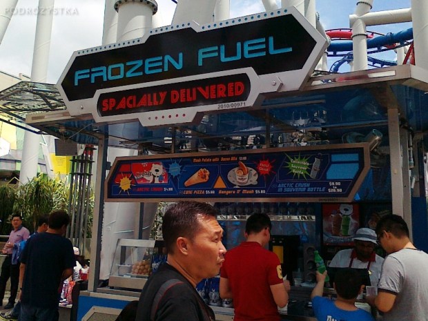 Singapur, Universal Studios, lodziarnia Frozen Fuel - Mrożone Paliwo