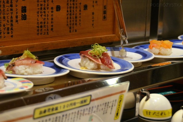 Japonia, sushi na taśmie
