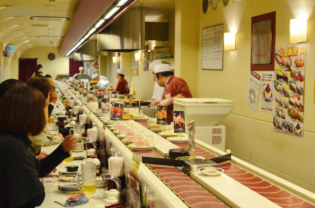 Japonia, podobno najdłuższa taśma sushi na świecie