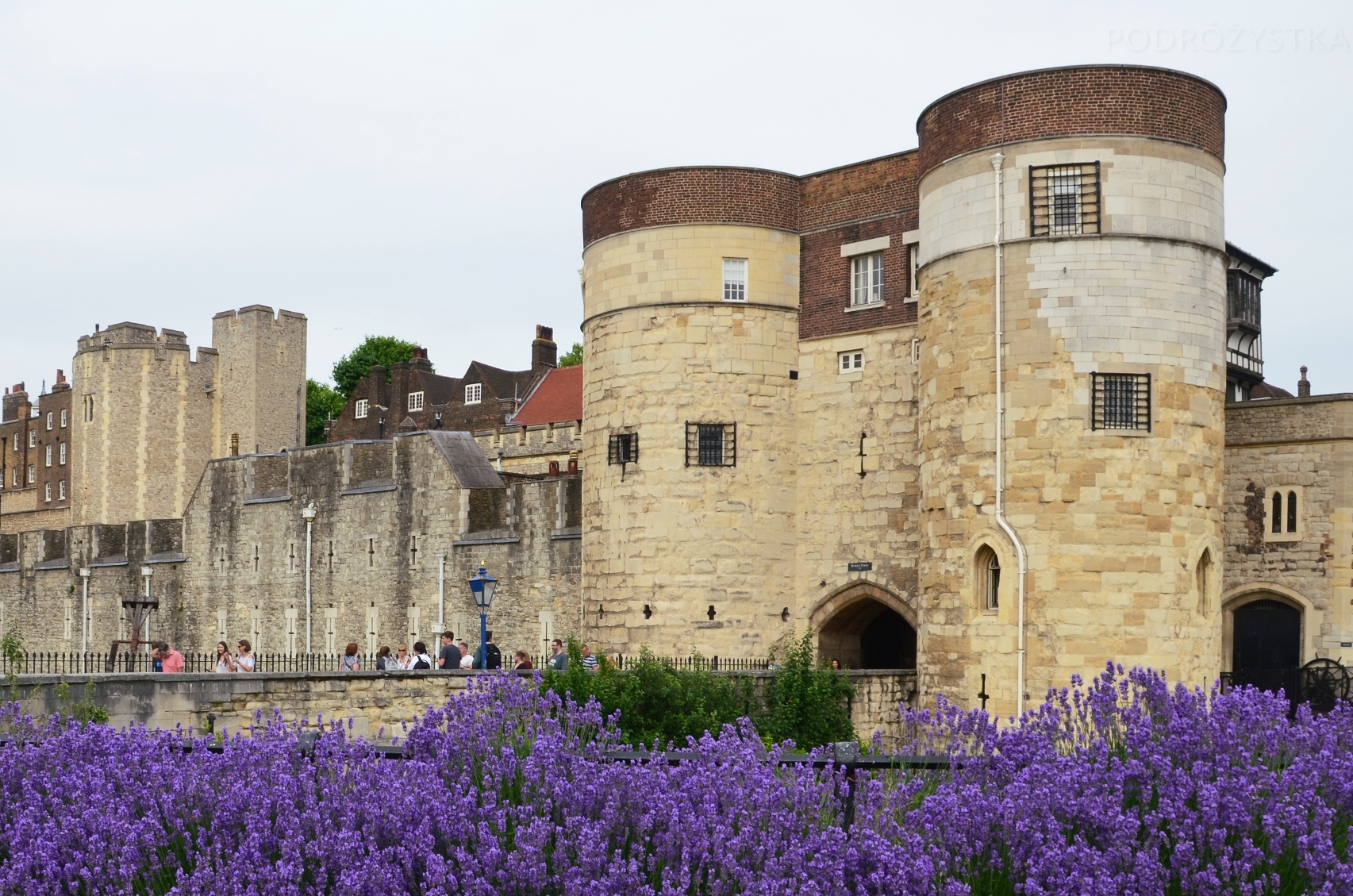 UK_I_08_Byward_Tower_50_size_watermark