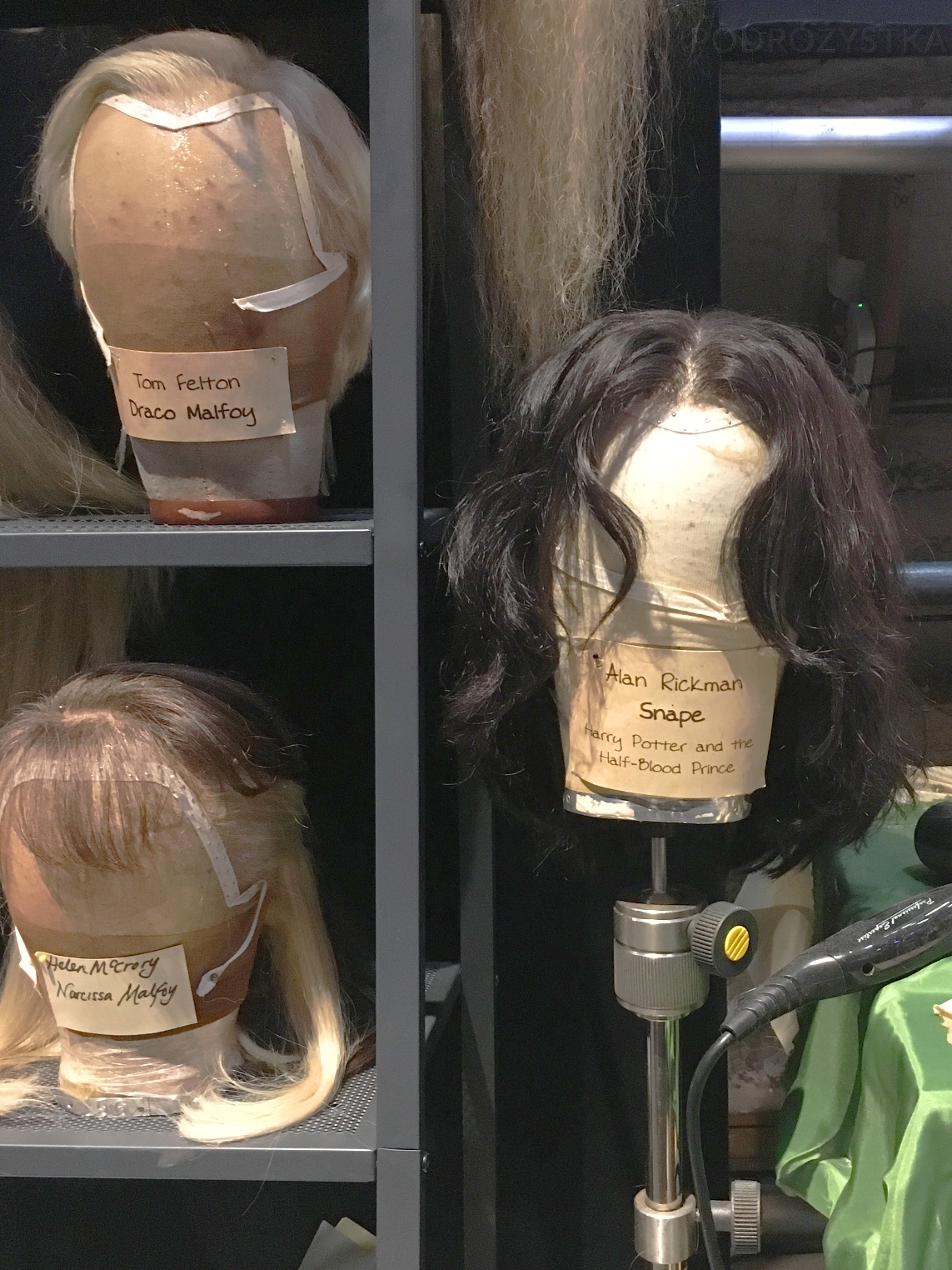 UK_II_25_50_size_watermark