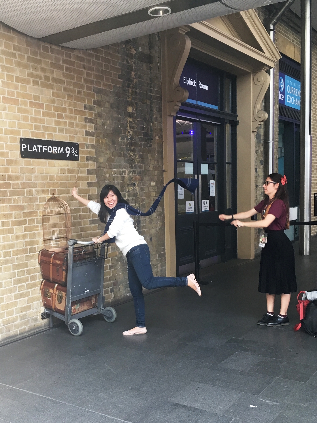 UK_II_33_50_size_watermark